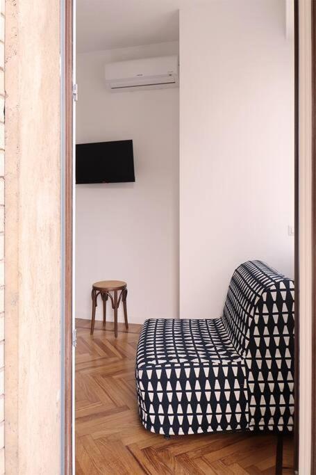 Ferienwohnung Bilocale Metro 4 Blu Frattini - Airport Linate Mailand Exterior foto
